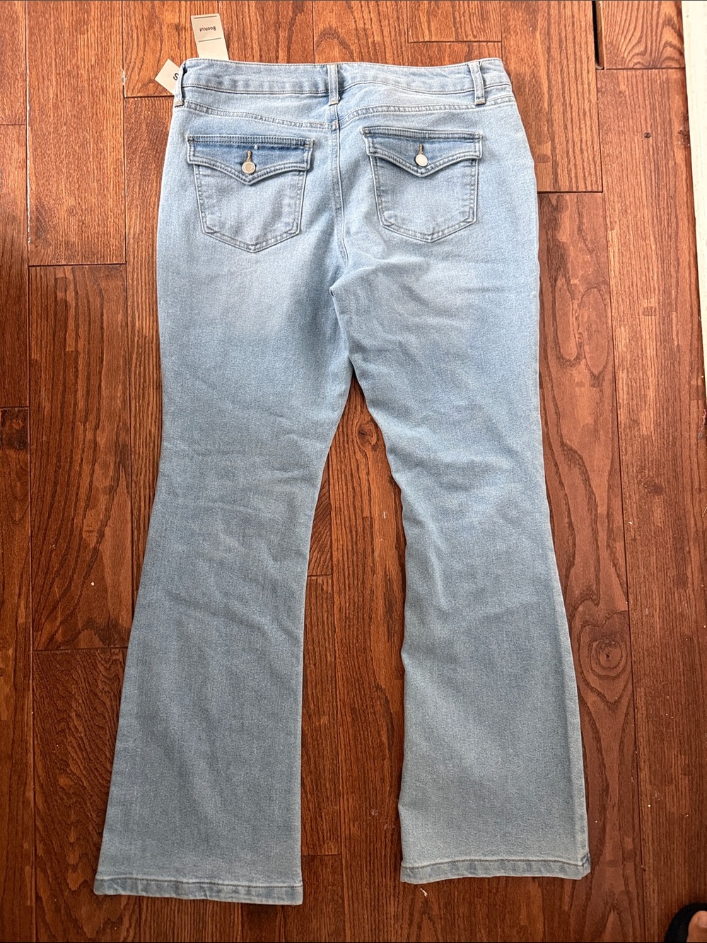 No Boundaries Light Blue Flare Jeans - Women's Wide Leg